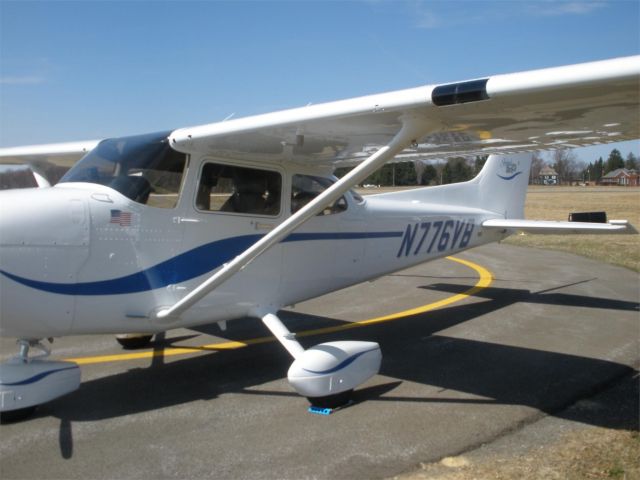 Cessna Skyhawk (N776VB)