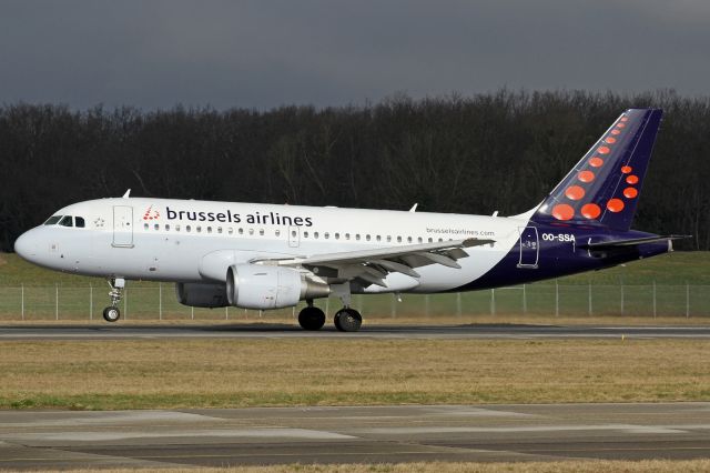 Airbus A319 (OO-SSA)