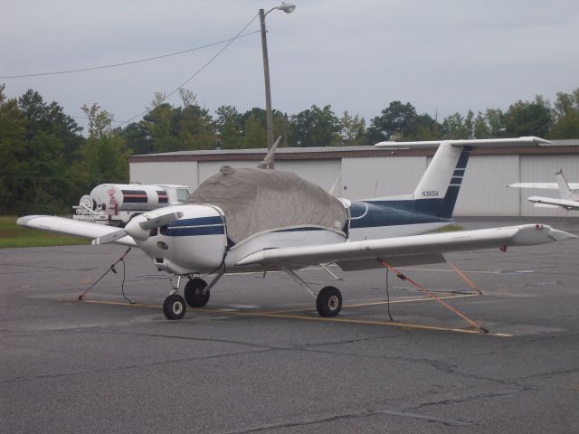 Piper Tomahawk (N38054) - Covered and tied at CCO