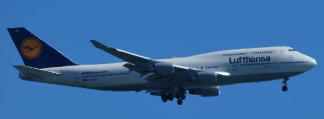 Boeing 747-200 (D-ABVO)