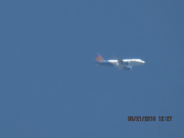 Airbus A319 (N330NV)