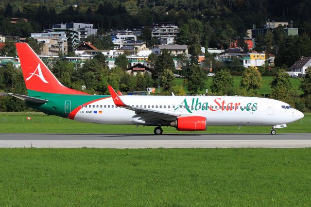 Boeing 737-800 (EC-NGC)