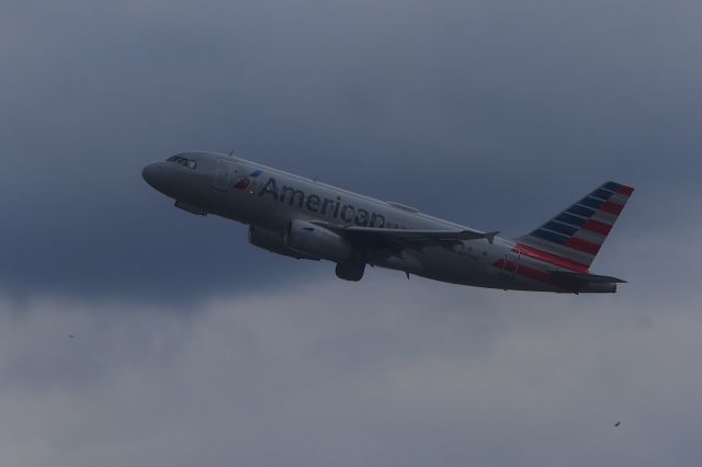 Airbus A319 (N817AW)