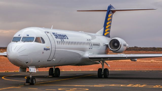 Fokker 100 (VH-XKN)