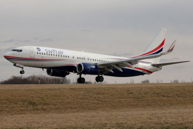 Boeing 737-800 (N624XA) - Swiftair 737 in XtrAirways colors touching down in CLE