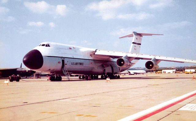 Lockheed C-5 Galaxy — - C-5A Galaxy