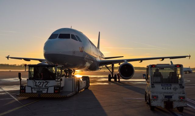 Airbus A320 (D-AIPW)