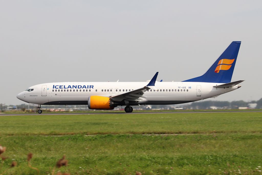 Boeing 737 MAX 8 (TF-ICE)