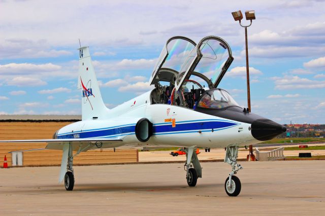 Northrop T-38 Talon (N904NA)