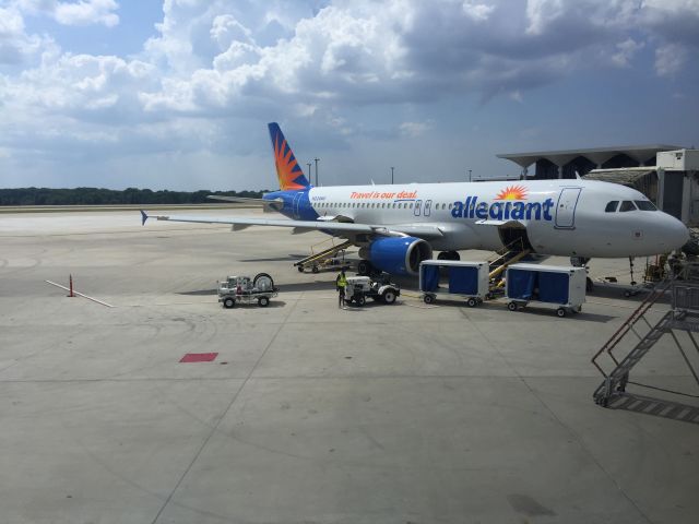 Airbus A320 (N224NV) - Taken from Gate B5 at Memphis International Airport. This was my first picture of an Allegiant Air aircraft.