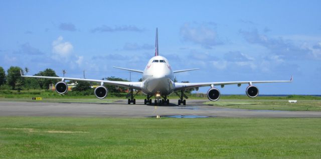 Boeing 747-400 (G-VXLG)