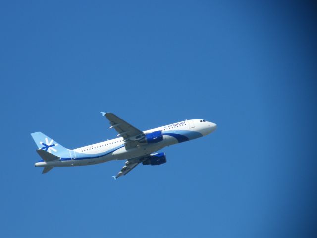 XA-FOG — - XA-FOG A320-214 MSN 2048  OF INTERJET SEEN HERE AIRBORNE ON 03/03/2011 DEP TO DEST VIA   KEF BGR TLC