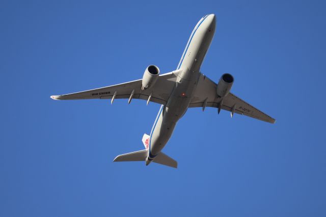 Airbus A350-900 (B-327Y)