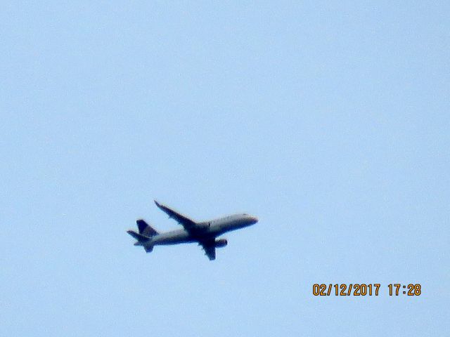 Embraer 170/175 (N856RW)