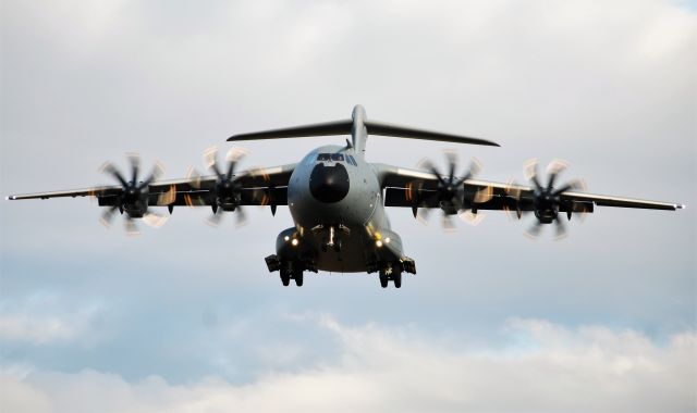 DASSAULT-BREGUET Atlantique 2 (ZM418) - On a low approach to EGVN