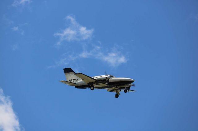 Cessna 421 (N421XT) - Final approach to Jabara Wichita.