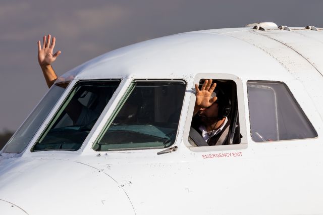 Dassault Falcon 20 (N541FL) - Super nice Falcon pilots whipping their 54 year old jet.