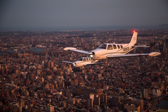 Beechcraft Bonanza (36) (N20CS)