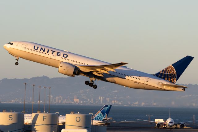 Boeing 777-200 (N37018) - Golden Hour. Heading off to London Heathrow.