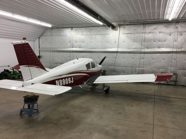 N8909J — - N8909J