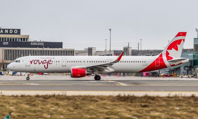 Airbus A321 (C-FJQH) - Rouge A321 on her way to runway 23 and departure to Miami