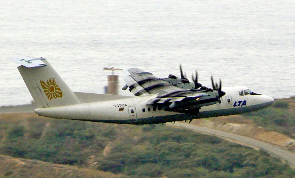 De Havilland Canada Dash 7 (YV-1184)