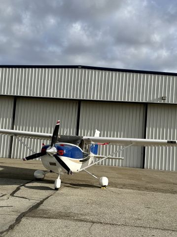 Cessna Skylane (N129BA)