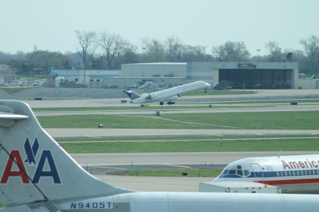 Canadair Regional Jet CRJ-700 (N168GJ)