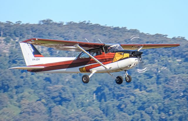 Cessna Skyhawk (VH-JDH)
