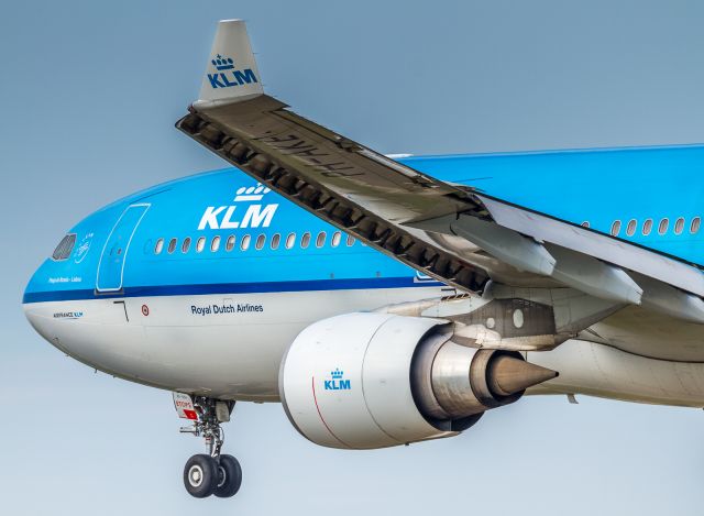 Airbus A330-300 (PH-AKE) - No '100' years stickers on this KLM A333 yet, short finals for runway 23