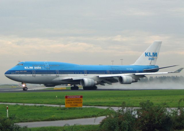 Boeing 747-400 (PH-BFD) - Ready for takeoff