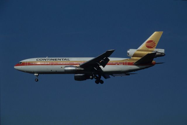 McDonnell Douglas DC-10 (N14062) - Final Approach to Narita Intl Airport Rwy34 on 1991/08/25