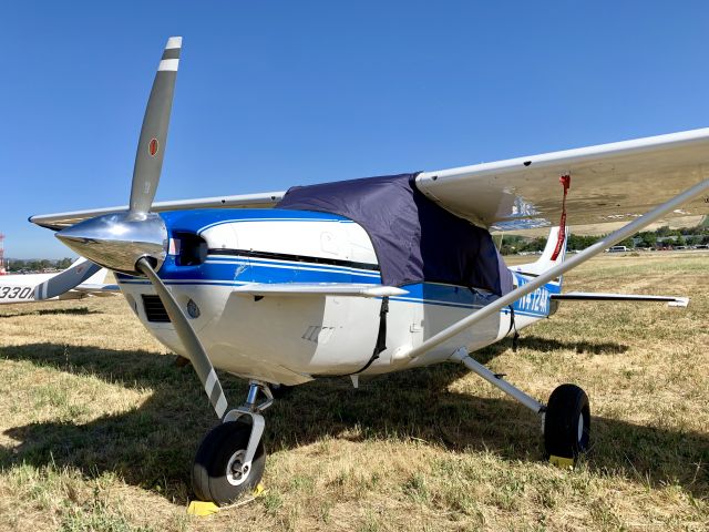 Cessna Skylane (N4724K) - In for the 2019 AOPA Fly-In at Livermore. 