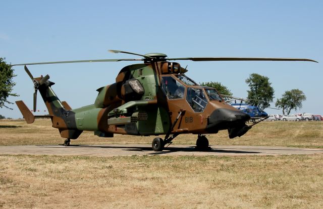 Eurocopter EC-665 HAP Tigre — - Eurocopter EC-665 HAP Tigre, base aérienne 721 de Rochefort-St Agnant en mai 2011.