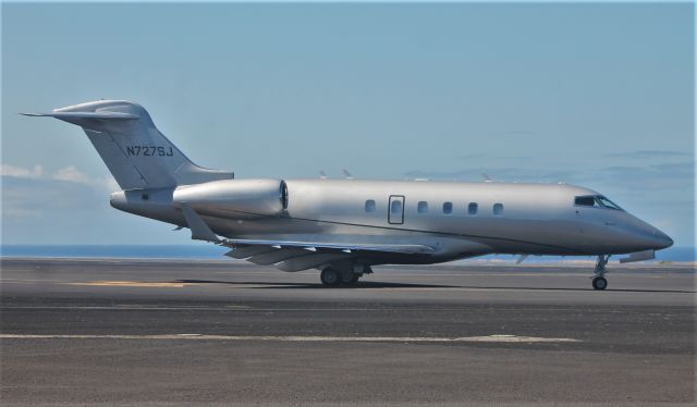 Canadair Challenger (N727SJ) - Santa Maria Island International Airport - LPAZ, Azores. 2021-08-02