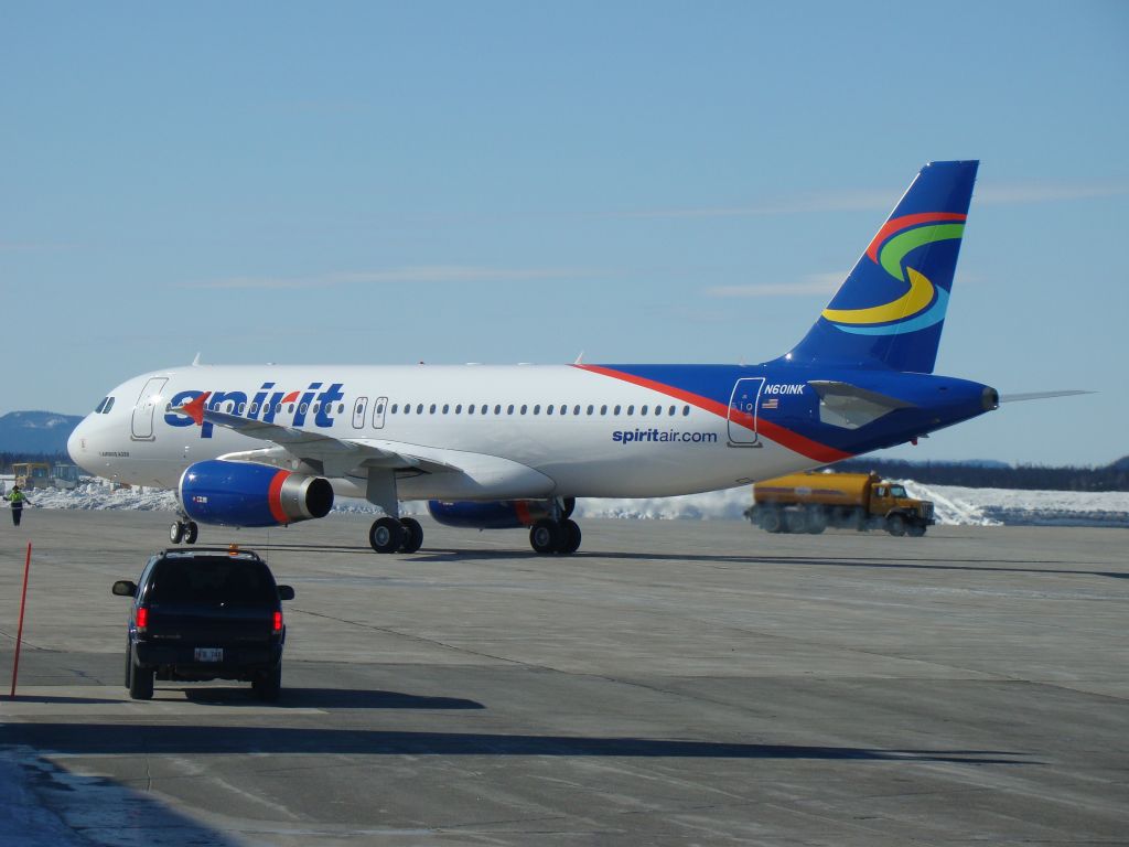 Airbus A320 (N601NK) - another YYR gas -n- go