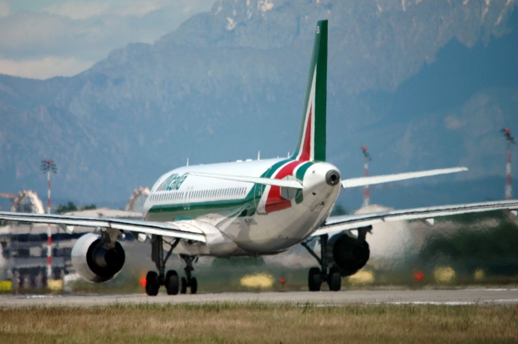 Airbus A320 (EI-DSB)