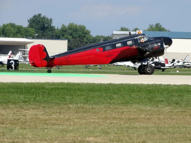 Beechcraft 18 (N9109R)