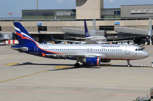 Airbus A320 (VP-BZQ)