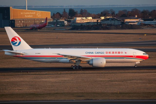 Boeing 777-200 (B-2083) - Picture is taken from the old Tower of Copenhagen