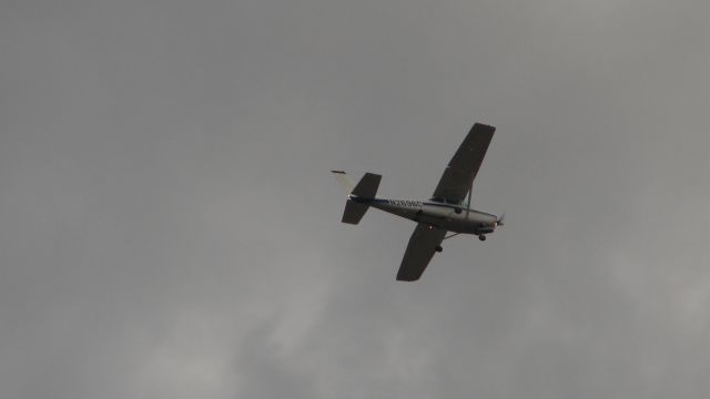 Cessna Skyhawk (N2696C)