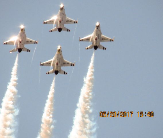 Lockheed F-16 Fighting Falcon (92-3898)