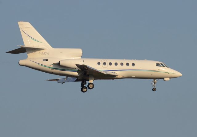 Dassault Falcon 50 (F-HADH)