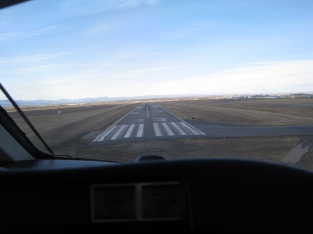 — — - Short final at KFNL