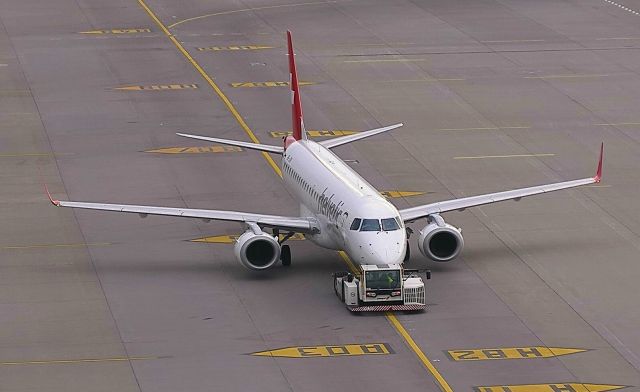 Embraer ERJ-190 (HB-JVN)