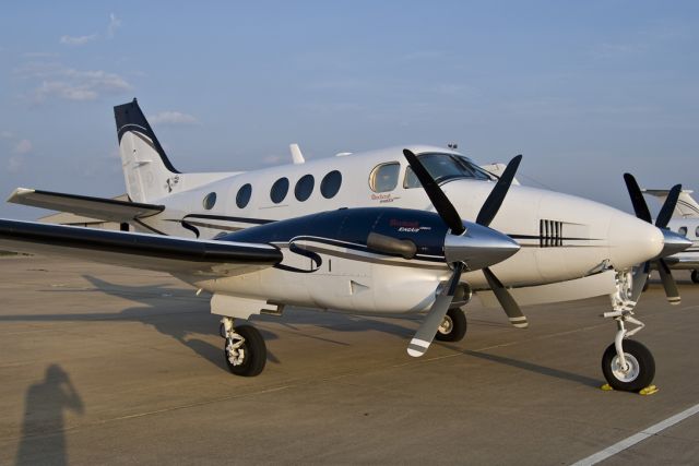 Beechcraft King Air F90 (N998GT)