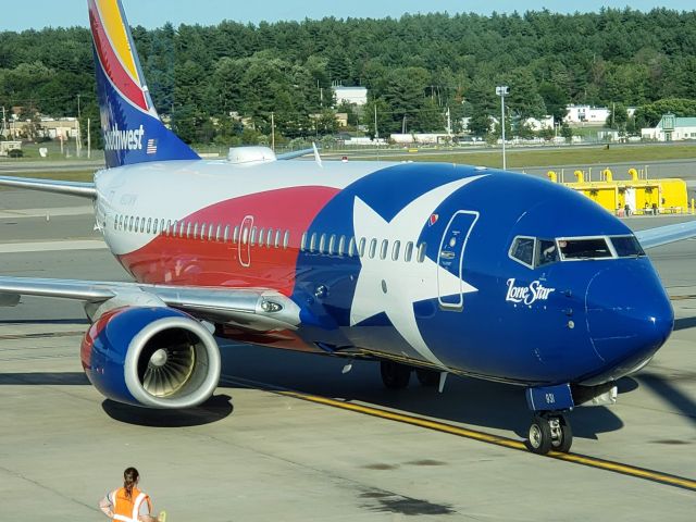 Boeing 737-700 (N931WN) - Pulling up to the gate from Baltimore for a return flight back.  August 23, 2018