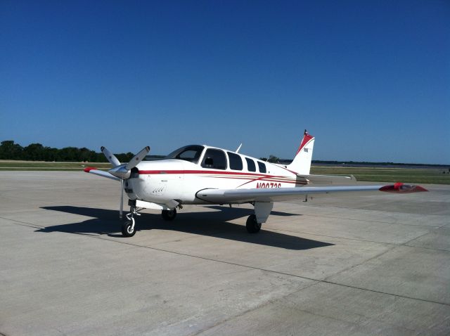 Beechcraft Bonanza (36) (N9072S)