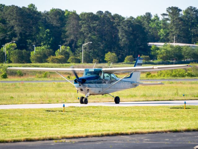 Cessna Skyhawk (N2762L)