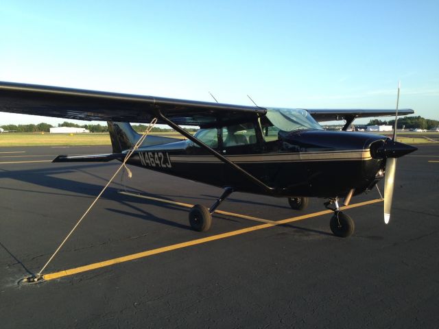 Cessna Skyhawk (N4642J)